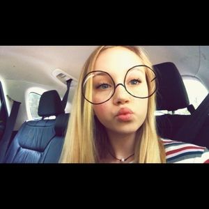 Meet your Posher, Baylie